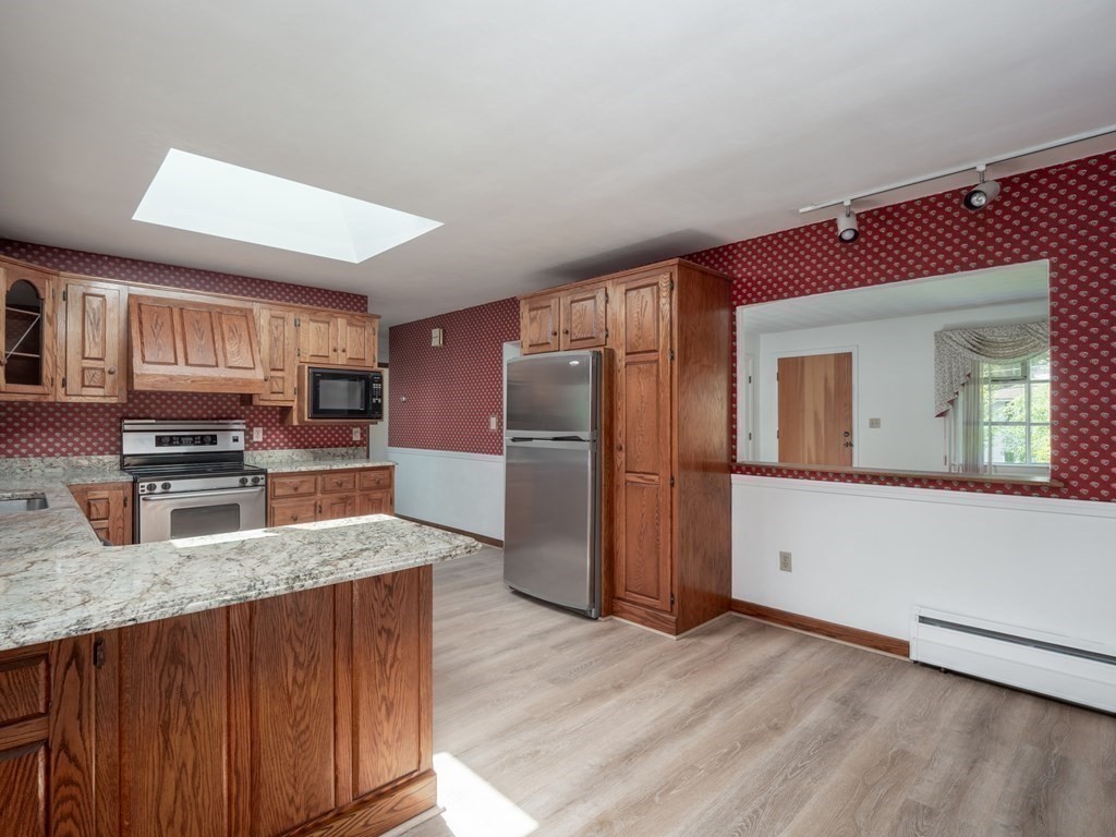 15 Endmoor Road Westford, MA 01886 - Photo 11 of 41 Gallery Image 11