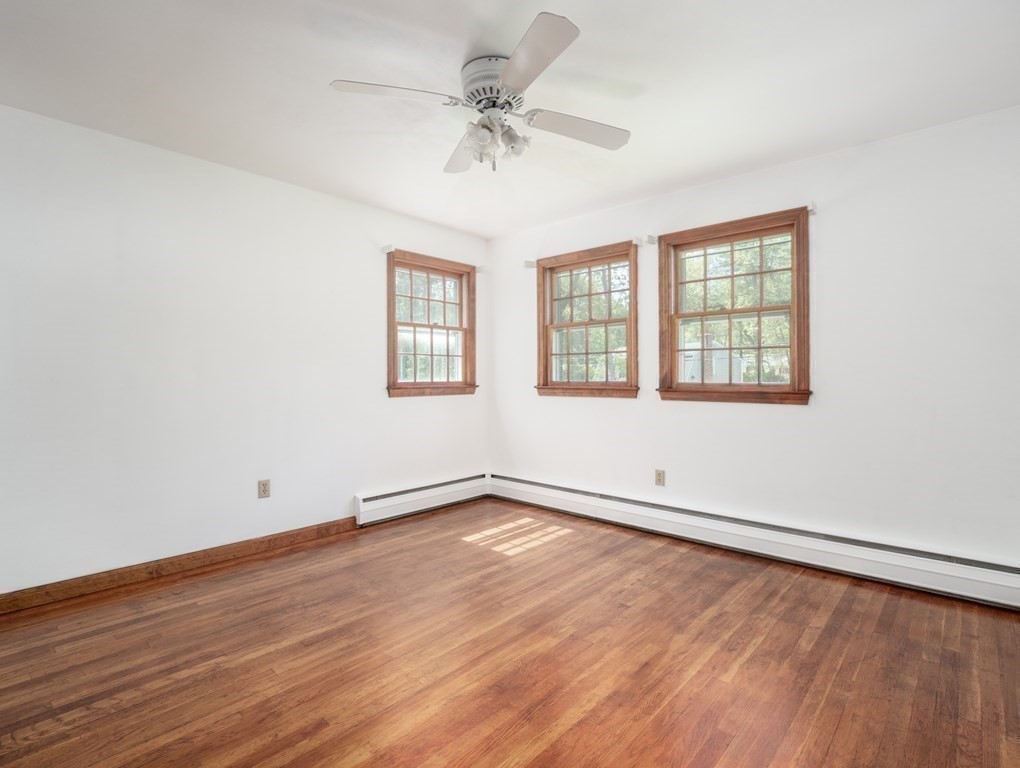 15 Endmoor Road Westford, MA 01886 - Photo 19 of 41 Gallery Image 19