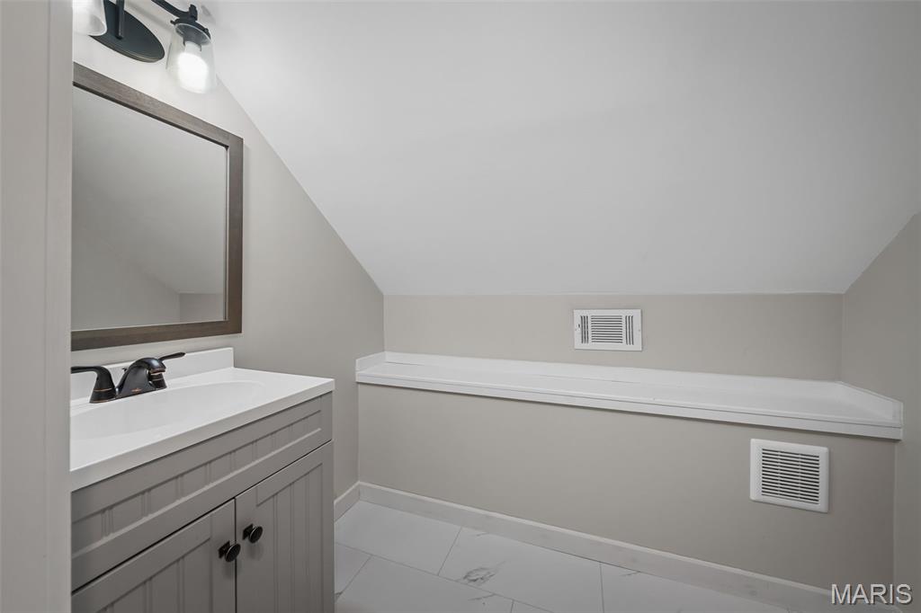 3746 Fee Fee Road Bridgeton, MO 63044 - Photo 31 of 33