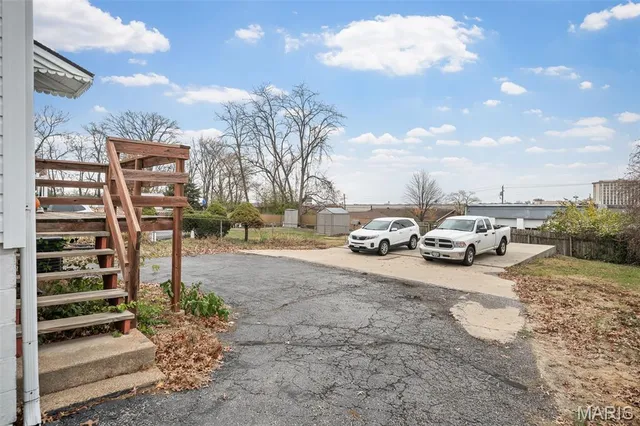 $275,000 | 3746 Fee Fee Road, Bridgeton, MO 63044