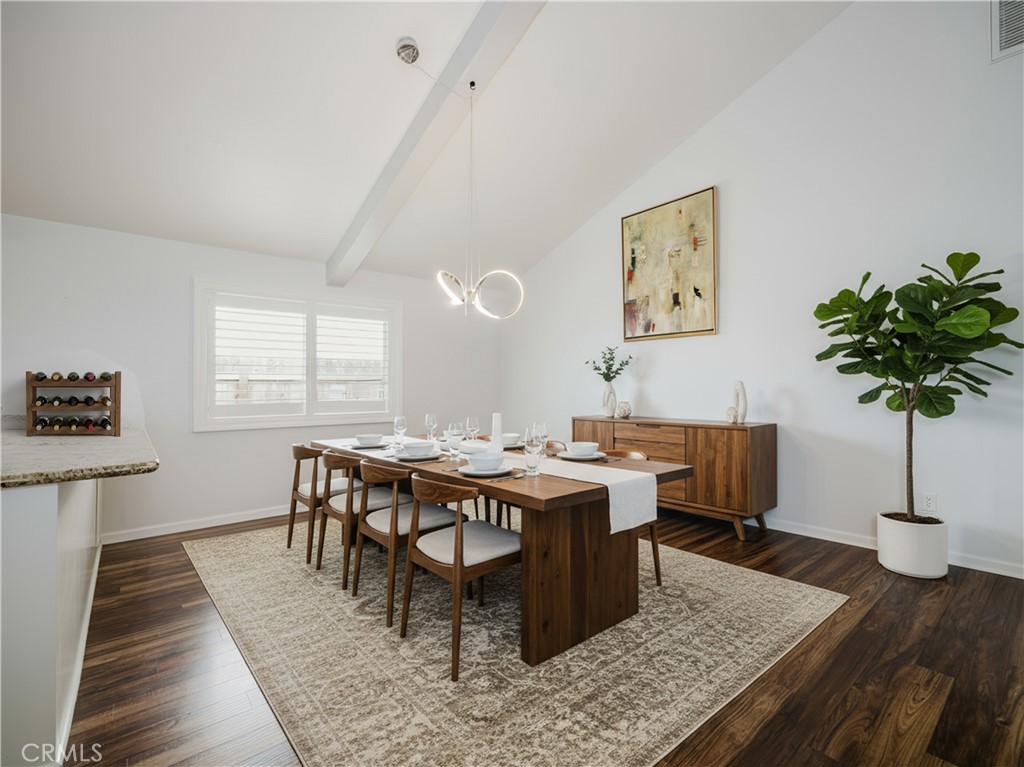 5330 Seabreeze Way Oxnard, CA 93035 - Photo 7 of 38 Virtually Staged-Dining Room