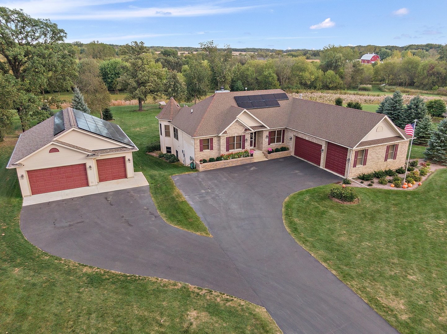 8908 South Hill Road Marengo, IL 60152 - Photo 18 of 53 an aerial view of a house