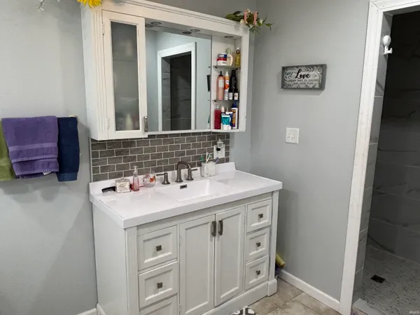 $299,900 | 225 Birch Drive, Grandview, IN 47615