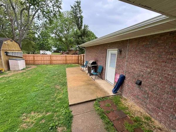 $299,900 | 225 Birch Drive, Grandview, IN 47615