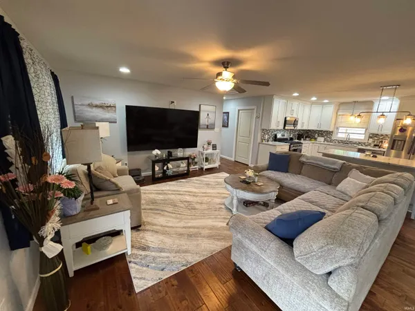$299,900 | 225 Birch Drive, Grandview, IN 47615