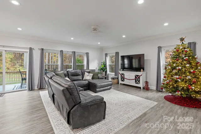 $3,000 | 122 Rutan Court, Mooresville, NC 28117