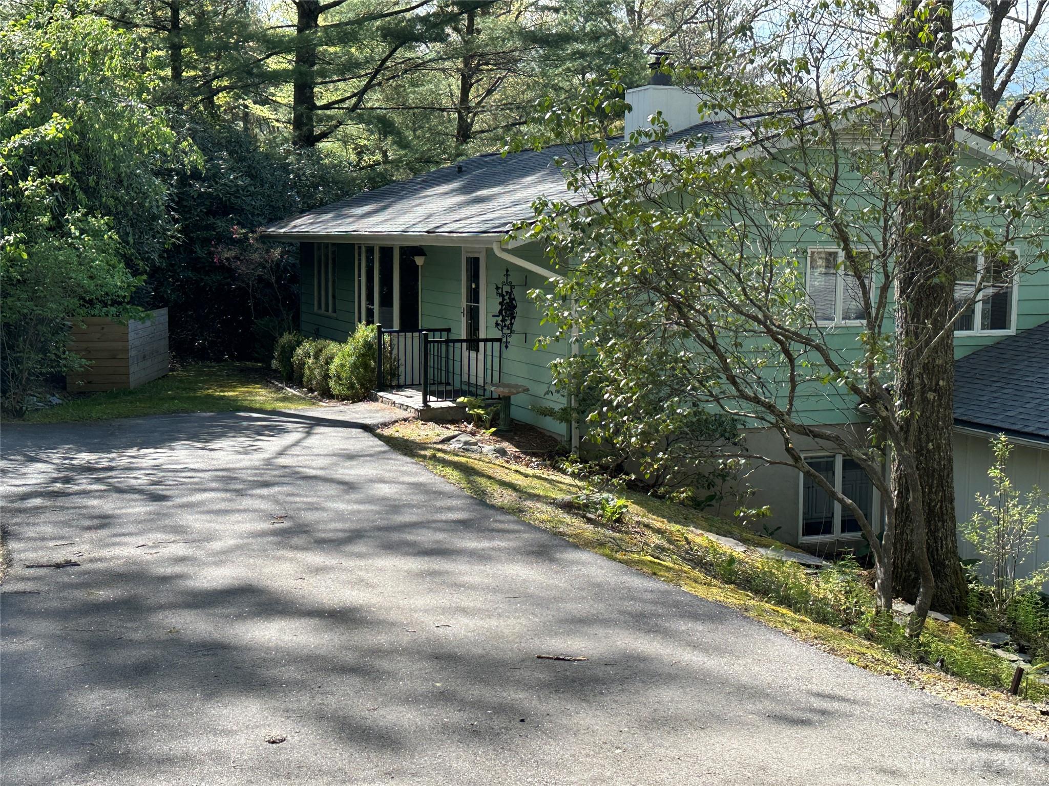 67 Ridgeview Road Spruce Pine, NC 28777 - Photo 2 of 47 Gallery Image 2