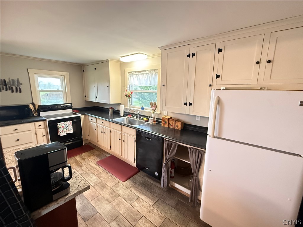 738 Markham Hollow Road Fabius, NY 13020 - Photo 13 of 41