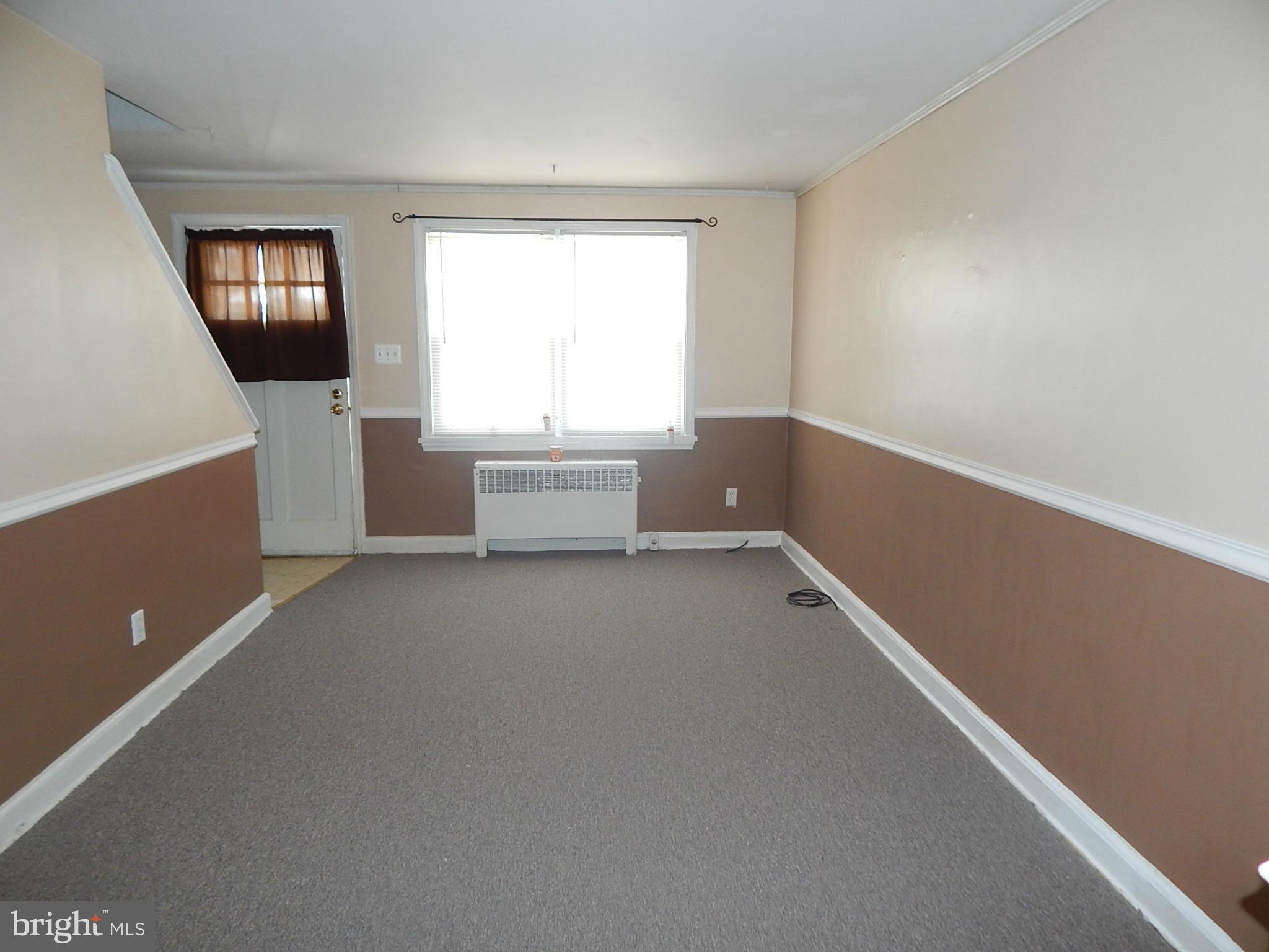 1232 Haverhill Road Baltimore, MD 21229 - Photo 19 of 26 Living Room