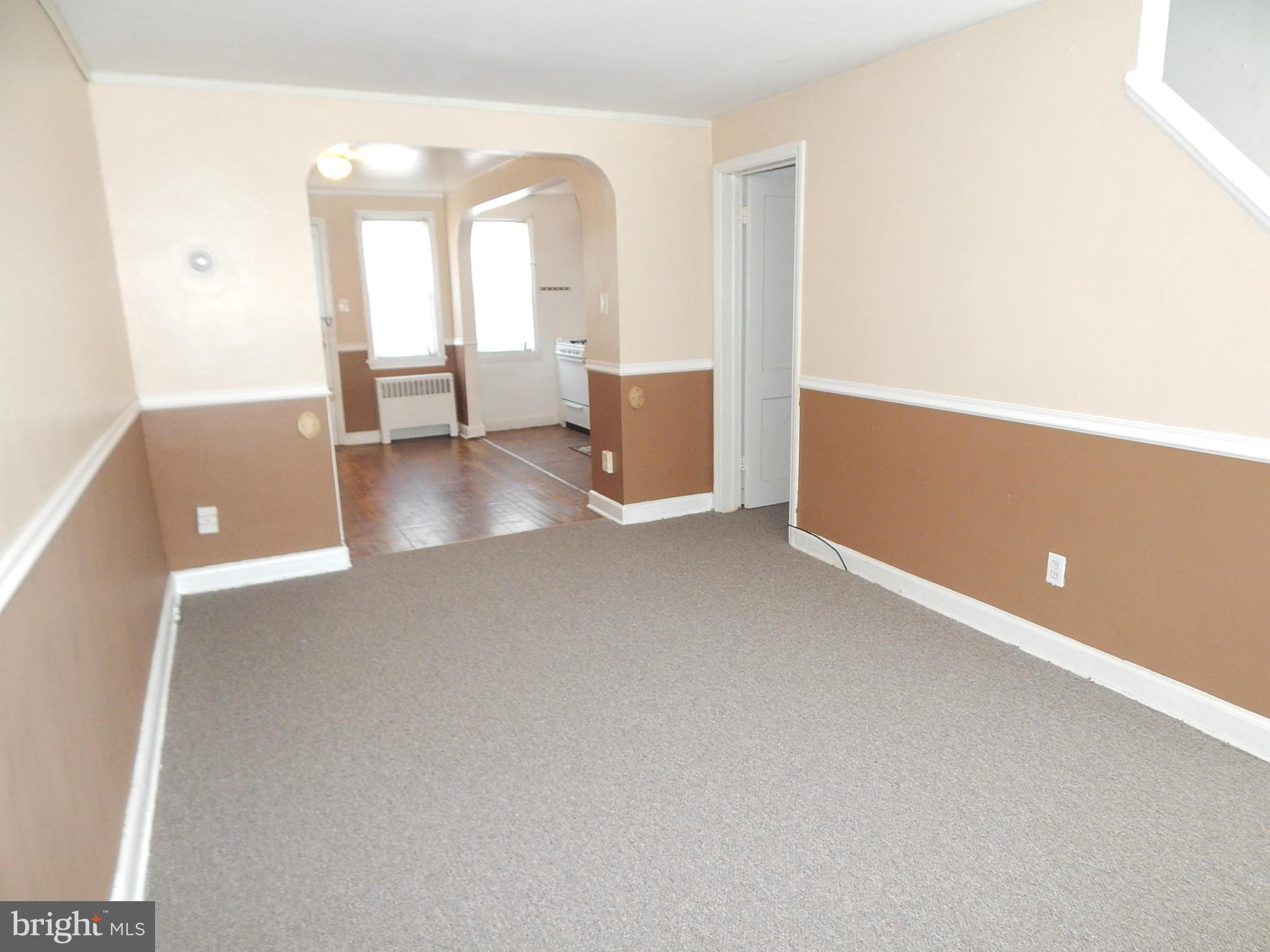 1232 Haverhill Road Baltimore, MD 21229 - Photo 22 of 26 Living Room