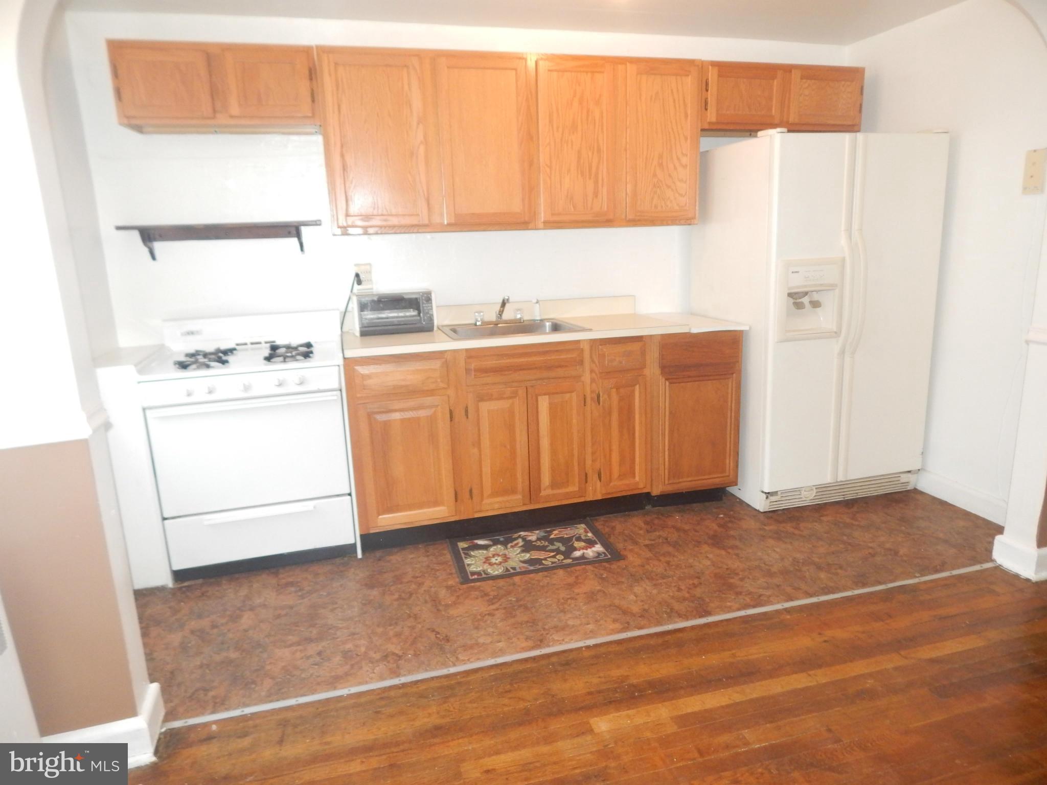 1232 Haverhill Road Baltimore, MD 21229 - Photo 4 of 26 Kitchen