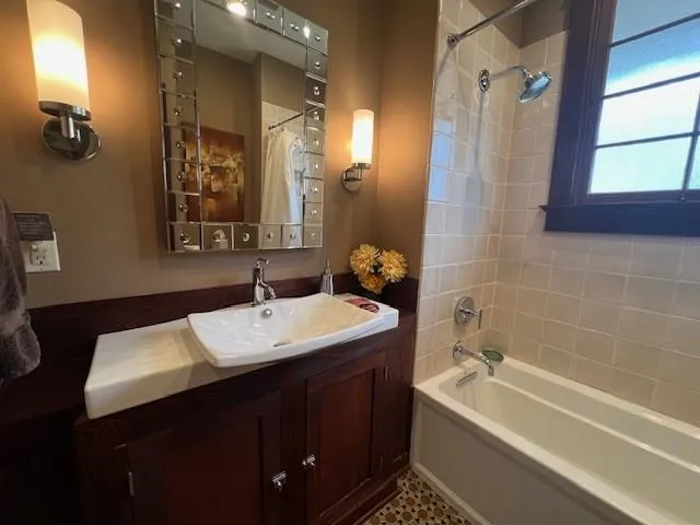 $4,500 | 3024 Esplanade Avenue, New Orleans, LA 70119