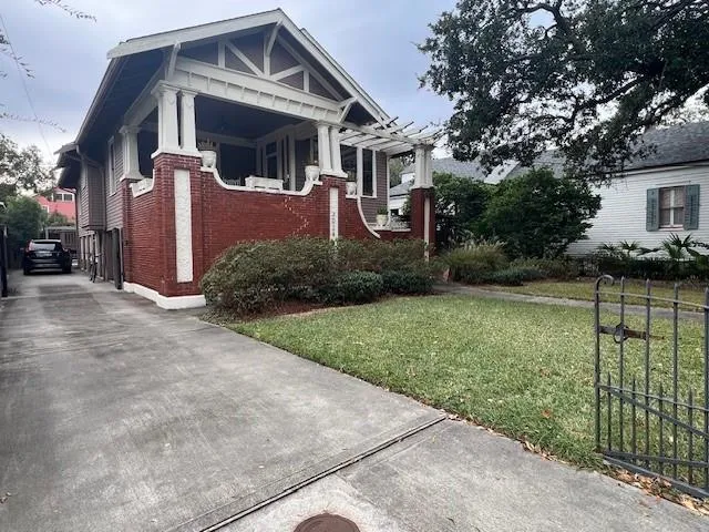 $4,500 | 3024 Esplanade Avenue, New Orleans, LA 70119