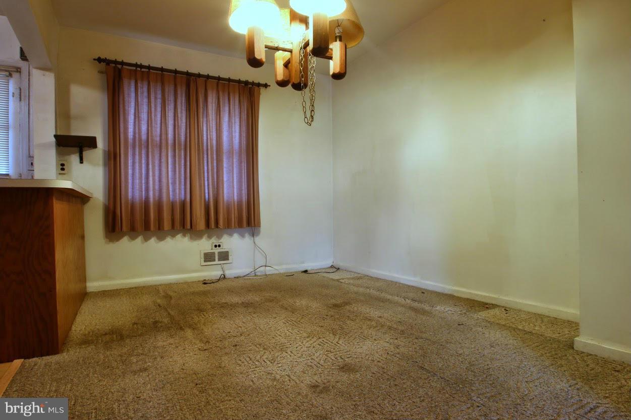 1920 Holborn Road Baltimore, MD 21222 - Photo 6 of 30 Dining Room