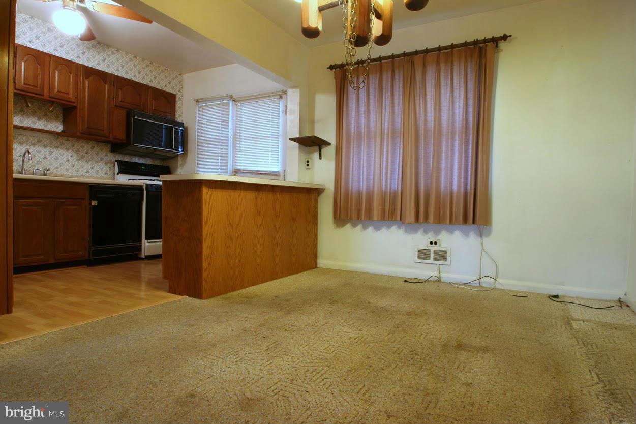 1920 Holborn Road Baltimore, MD 21222 - Photo 7 of 30 Dining Room
