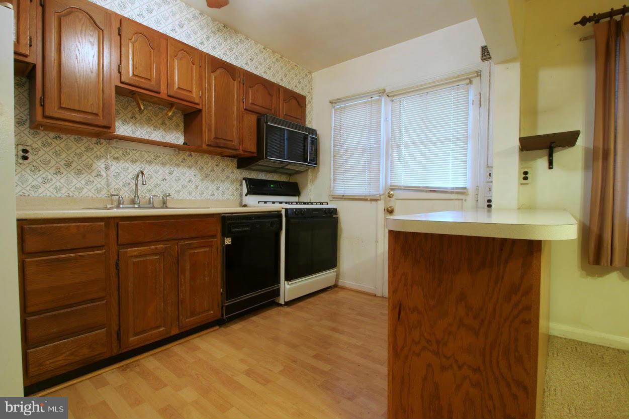 1920 Holborn Road Baltimore, MD 21222 - Photo 9 of 30 Kitchen