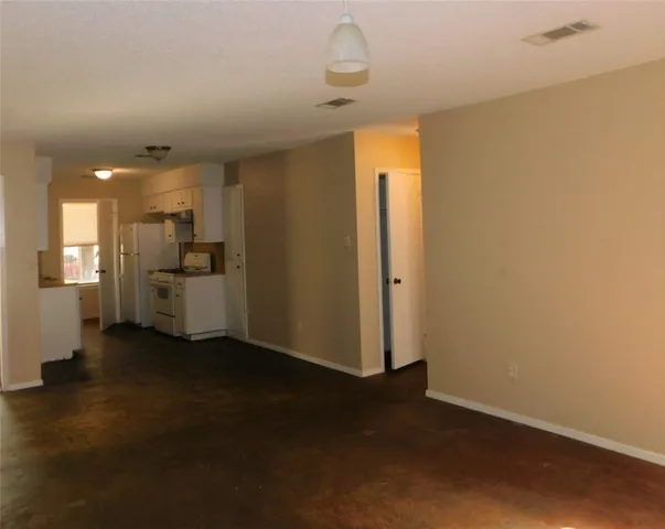 $1,375 | 811 Ramble Lane, Unit B, Austin, TX 78745