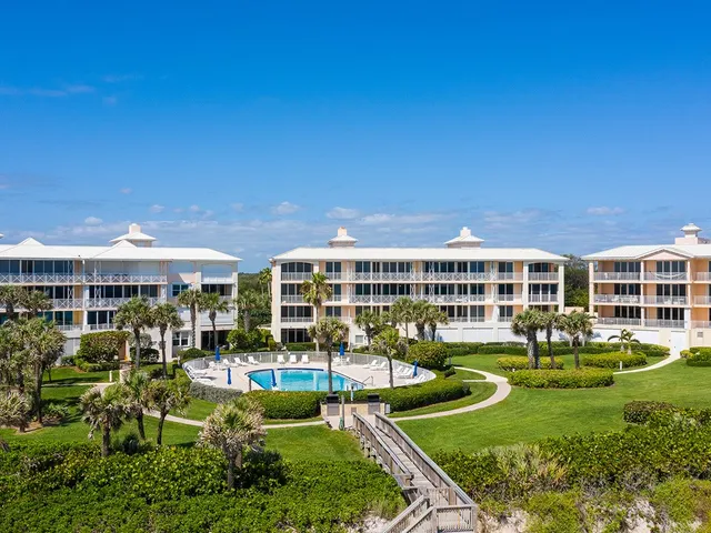 $15,000 | 8870 North Sea Oaks Way, Unit 306, Vero Beach, FL 32963