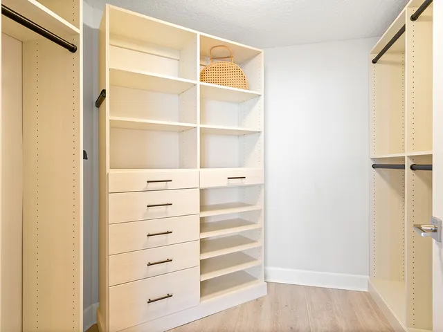 $15,000 | 8870 North Sea Oaks Way, Unit 306, Vero Beach, FL 32963