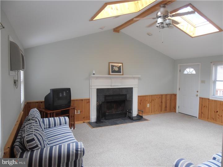 204 Rodney Road Ridley Park, PA 19078 - Photo 2 of 16 Gallery Image 2