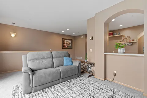 $280,000 | 7509 Parkridge Way, Savage, MN 55378