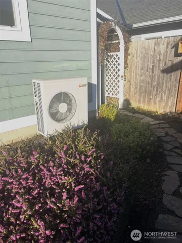 $529,000 | 646 West Summer Breeze Lane, Sequim, WA 98382