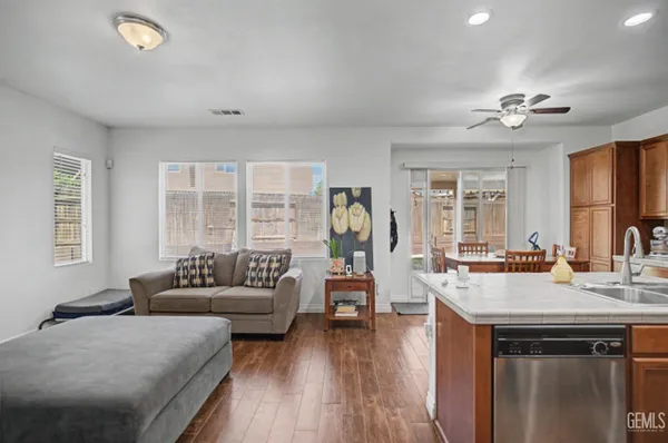 $410,000 | Undisclosed Address, Bakersfield, CA 93313