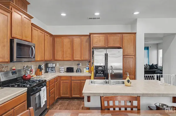 $410,000 | Undisclosed Address, Bakersfield, CA 93313