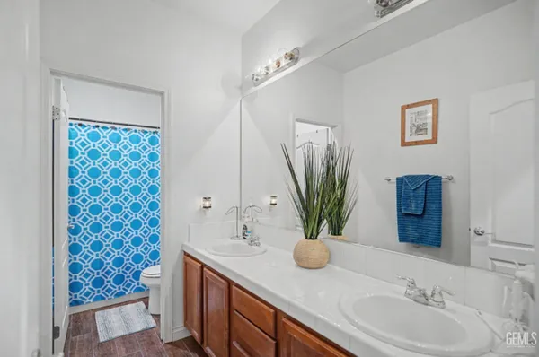 $410,000 | Undisclosed Address, Bakersfield, CA 93313