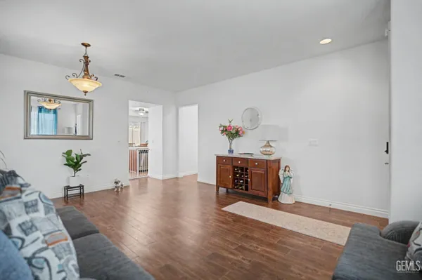 $410,000 | Undisclosed Address, Bakersfield, CA 93313