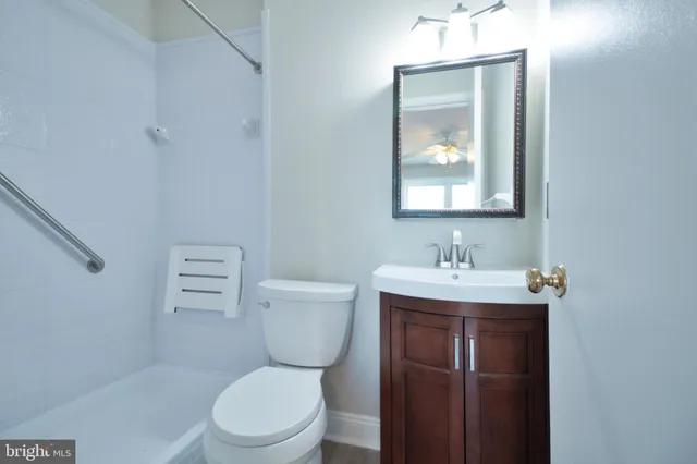 $2,500 | 9844 Hagel Circle, Lorton, VA 22079