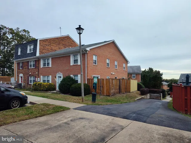 $2,500 | 9844 Hagel Circle, Lorton, VA 22079