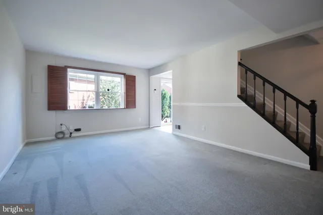 $2,500 | 9844 Hagel Circle, Lorton, VA 22079