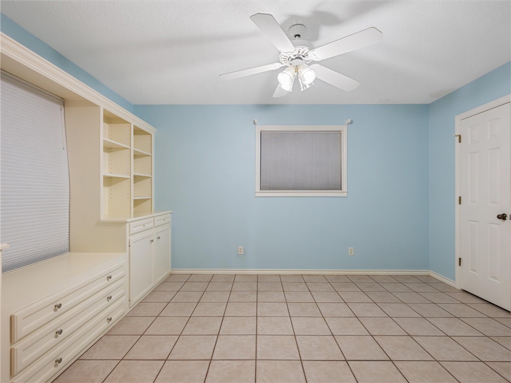 17645 Highway 6 Navasota, TX 77868 - Photo 27 of 30 a view of an empty room with a window