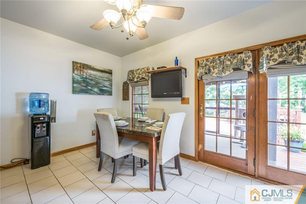 326 Edgeview Road Keyport, NJ 07735 - Photo 11 of 23 Gallery Image 11