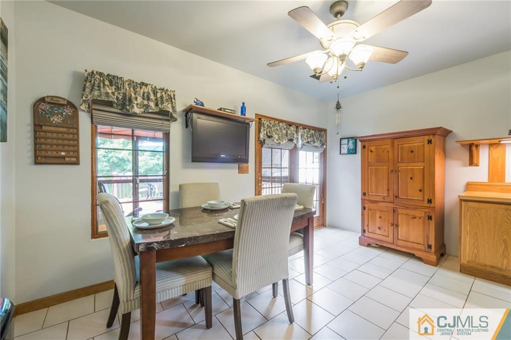 326 Edgeview Road Keyport, NJ 07735 - Photo 12 of 23 Gallery Image 12