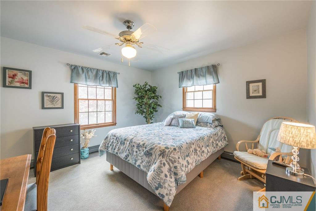 326 Edgeview Road Keyport, NJ 07735 - Photo 16 of 23 Gallery Image 16