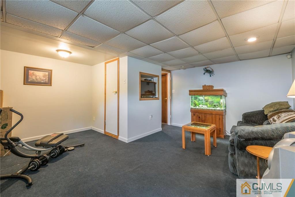326 Edgeview Road Keyport, NJ 07735 - Photo 18 of 23 Gallery Image 18