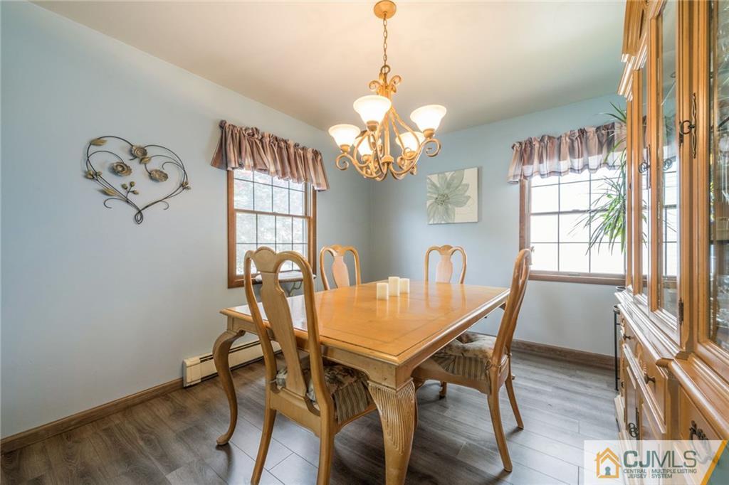 326 Edgeview Road Keyport, NJ 07735 - Photo 5 of 23 Gallery Image 5