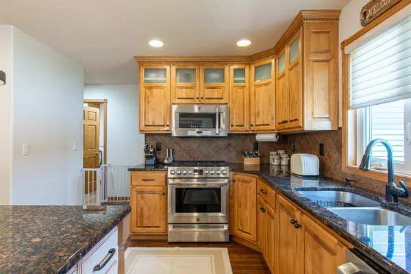 $540,000 | 1819 52nd Avenue North, Moorhead, MN 56560