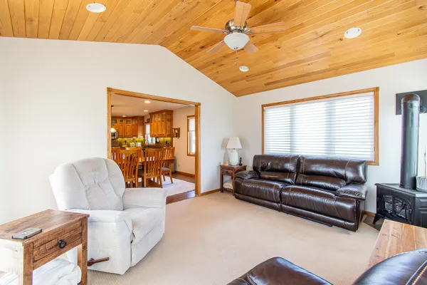 $540,000 | 1819 52nd Avenue North, Moorhead, MN 56560