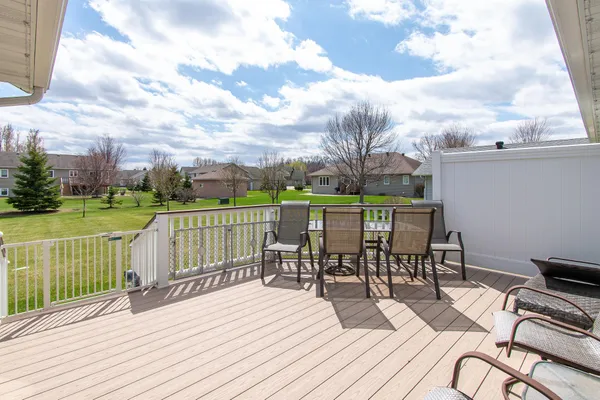 $540,000 | 1819 52nd Avenue North, Moorhead, MN 56560