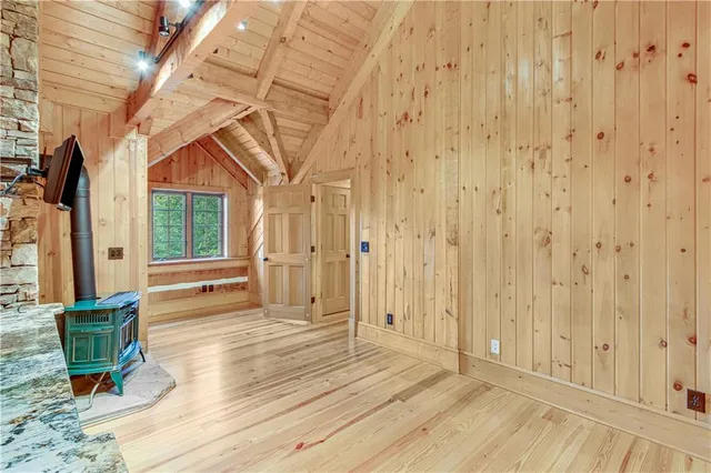 $3,000,000 | 3464 Carolyn Street, Gainesville, GA 30504