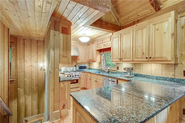 $3,000,000 | 3464 Carolyn Street, Gainesville, GA 30504