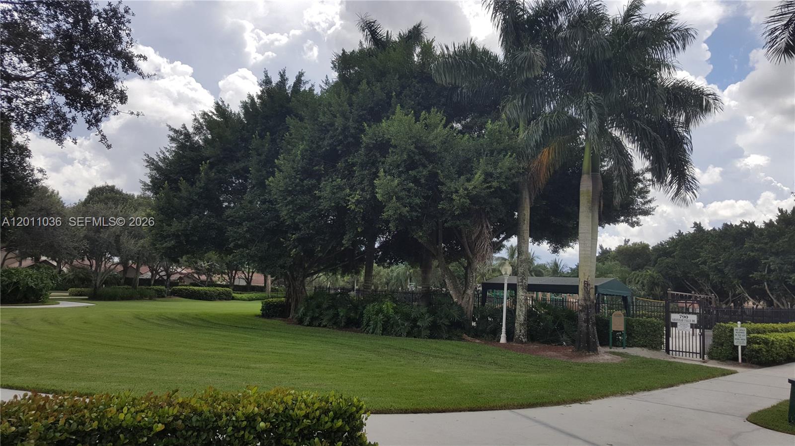897 Briar Ridge Road, Unit 897 Weston, FL 33327 - Photo 44 of 49