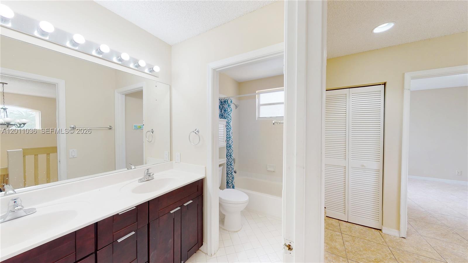 897 Briar Ridge Road, Unit 897 Weston, FL 33327 - Photo 10 of 49