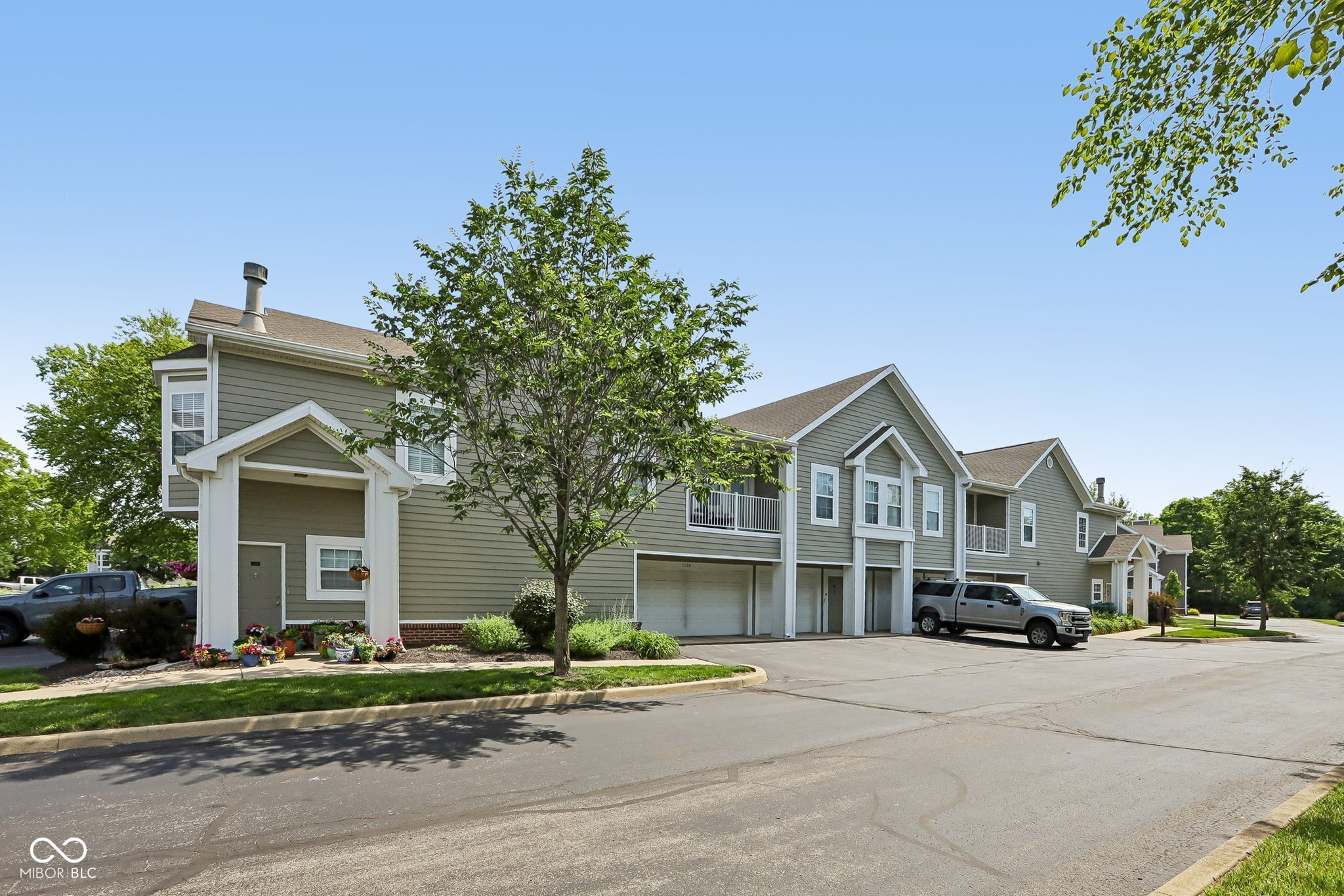 1128 Falcon Ridge, Unit 28/C Carmel, IN 46280 - Photo 3 of 20