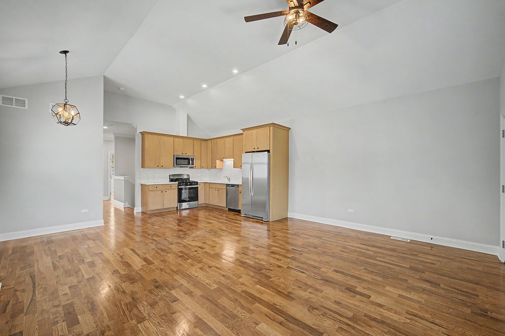 555 North Springfield Avenue Chicago, IL 60624 - Photo 5 of 32