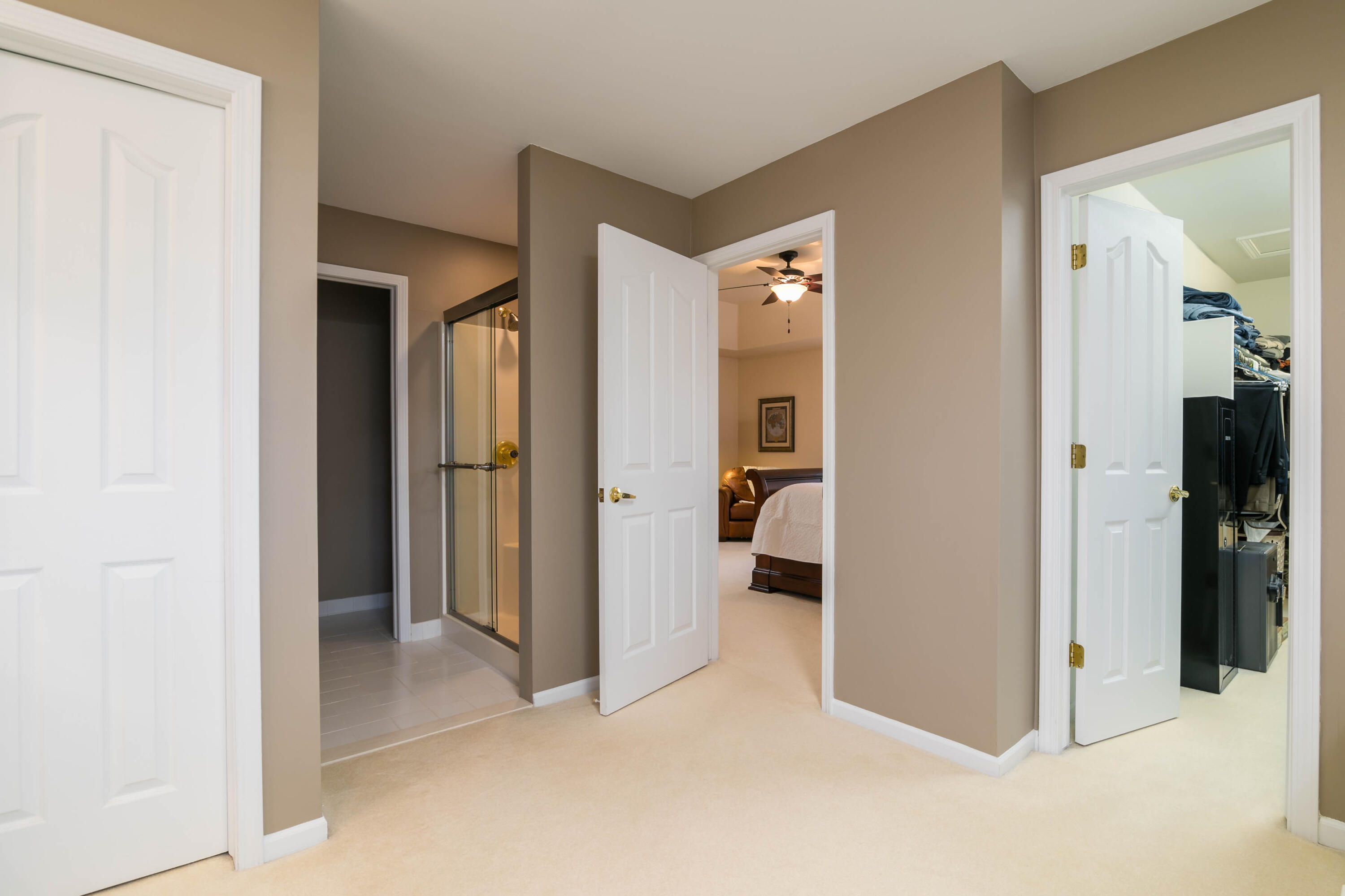 4949 Lexington Court Rochester, MI 48306 - Photo 18 of 37 4949 Lexington Ct-31