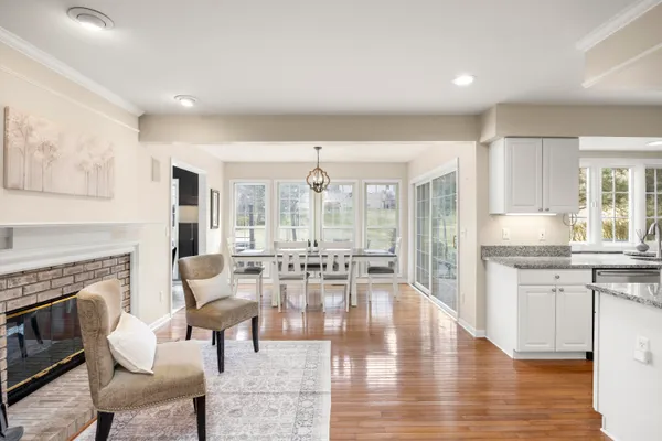 $670,000 | 4949 Lexington Court, Rochester, MI 48306